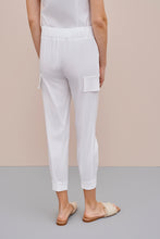 Load image into Gallery viewer, CARGO PANTS IN VISCOSE CREPE