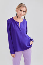 Load image into Gallery viewer, Blouse with front pleat 40 / IRIS