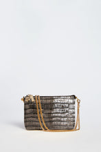 Load image into Gallery viewer, CLUTCH BAG IN FAUX CROCODILE LEATHER WITH GOLD METAL CHAIN