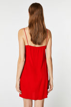 Load image into Gallery viewer, CREPE DE CHINE MIDI DRESS WITH METAL CLIP IN THE MIDDLE