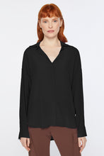 Load image into Gallery viewer, CRÊPE DE CHINE V-NECK LOOSE SHIRT