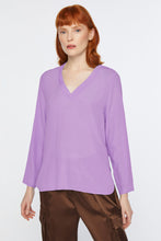 Load image into Gallery viewer, CRÊPE DE CHINE V-NECK TOP