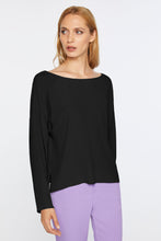 Load image into Gallery viewer, CRÊPE DE CHINE TOP WITH BACK V-NECK