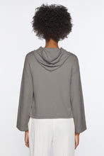 Load image into Gallery viewer, ELASTIC SWEATSHIRT WITH HOOD AND DRAWSTRING