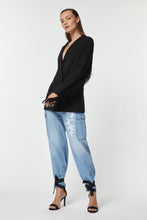 Load image into Gallery viewer, DOUBLE-BREASTED BLAZER IN STRETCHY VISCOSE CRÊPE, COLLARLESS AND FRINGED