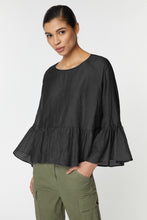 Load image into Gallery viewer, BLOUSE IN SILK/COTTON MUSLIN WITH A SCOOP NECK AND MAXI FRILLS