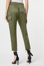 Load image into Gallery viewer, CARGO PANTS IN STRETCHY SATIN