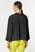 Load image into Gallery viewer, BOXY V-NECK COLLARED SHIRT IN CRÊPE DE CHINE WITH Ÿ SLEEVES