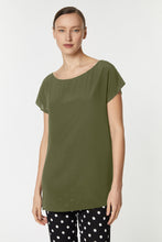 Load image into Gallery viewer, CRÊPE DE CHINE T-SHIRT