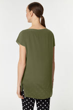 Load image into Gallery viewer, CRÊPE DE CHINE T-SHIRT