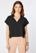 Load image into Gallery viewer, BOXY SLEEVELESS SHIRT IN CRÊPE DE CHINE WITH MANDARIN COLLAR