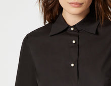 Load image into Gallery viewer, BASIC STRETCHY POPLIN SHIRT WITH PEARL BUTTONS