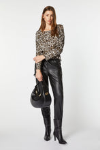 Load image into Gallery viewer, BOOTS WITH ABOVE THE ANKLE WITH A TAPERED TOE AND THIN HEEL