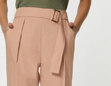 Load image into Gallery viewer, CARROT PANTS IN STRETCHY POPLIN WITH BELT
