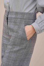 Load image into Gallery viewer, GLEN PLAID PANTS, WIDE LEG
