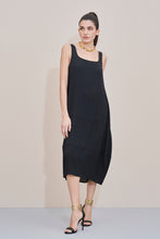 Load image into Gallery viewer, COCOON DRESS IN CREPE DE CHINE WITH SQUARE NECK
