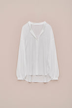 Load image into Gallery viewer, CREPE SHIRT WITH MANDARIN COLLAR AND RUCHED YOKE
