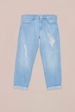 Load image into Gallery viewer, BOYFRIEND JEANS WITH RIPS
