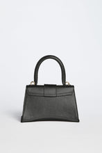 Load image into Gallery viewer, BOXY TOP-HANDLE BAG IN TUMBLED LEATHER
