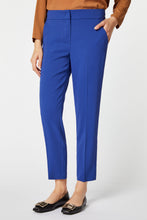 Load image into Gallery viewer, DRAINPIPE PANTS IN VISCOSE CREPE
