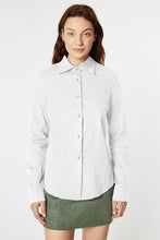 Load image into Gallery viewer, BASIC STRETCHY POPLIN SHIRT WITH PEARL BUTTONS
