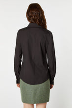 Load image into Gallery viewer, BASIC STRETCHY POPLIN SHIRT WITH PEARL BUTTONS
