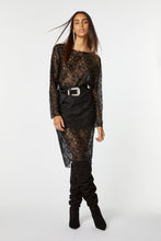 Load image into Gallery viewer, BOXY LACE TOP
