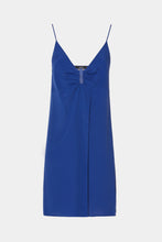 Load image into Gallery viewer, CREPE DE CHINE MIDI DRESS WITH METAL CLIP IN THE MIDDLE
