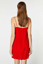 Load image into Gallery viewer, CREPE DE CHINE MIDI DRESS WITH METAL CLIP IN THE MIDDLE
