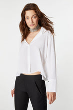 Load image into Gallery viewer, CREPE DE CHINE BOXY SHIRT WITH GOLD BUTTONS
