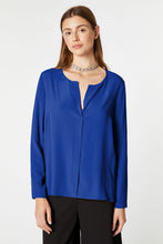 Load image into Gallery viewer, BLOUSE WITH FRONT PLEAT
