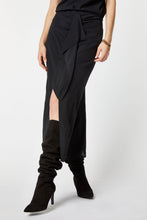 Load image into Gallery viewer, DRAPED PENCIL SKIRT IN CREPE DE CHINE
