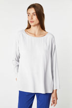 Load image into Gallery viewer, CREW NECK BLOUSE IN CREPE DE CHINE
