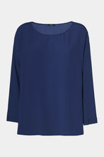 Load image into Gallery viewer, CRÊPE DE CHINE ROUND-NECK TOP
