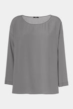 Load image into Gallery viewer, CREW NECK BLOUSE IN CREPE DE CHINE
