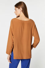 Load image into Gallery viewer, CREW NECK BLOUSE IN CREPE DE CHINE
