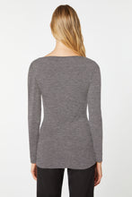 Load image into Gallery viewer, BASIC BATEAU-NECK TOP IN STRETCHY VISCOSE JERSEY
