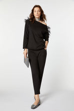 Load image into Gallery viewer, BOXY SWEATSHIRT WITH FEATHERS AND RHINESTONES

