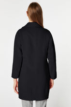 Load image into Gallery viewer, COAT IN WOOL AND CASHMERE CABAN WITH OVERSIZE FRONT POCKETS
