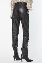 Load image into Gallery viewer, CARGO PANTS IN FAUX LEATHER
