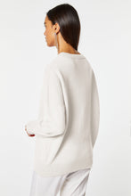 Load image into Gallery viewer, BOXY CREW-NECK JUMPER IN CHUNKY CASHMERE
