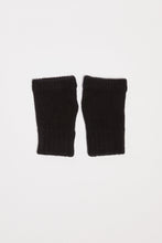 Load image into Gallery viewer, FINGERLESS GLOVES IN CHUNKY CASHMERE
