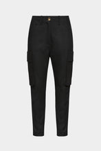 Load image into Gallery viewer, CARGO PANTS IN COTTON GABARDINE
