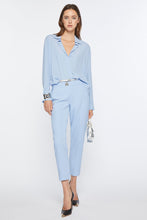 Load image into Gallery viewer, CRÊPE DE CHINE V-NECK BOXY SHIRT
