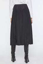 Load image into Gallery viewer, CRÊPE DE CHINE LONG PLEATED SKIRT

