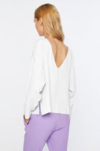 Load image into Gallery viewer, CRÊPE DE CHINE TOP WITH BACK V-NECK
