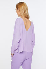 Load image into Gallery viewer, CRÊPE DE CHINE TOP WITH BACK V-NECK

