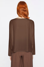 Load image into Gallery viewer, CRÊPE DE CHINE ROUND-NECK TOP
