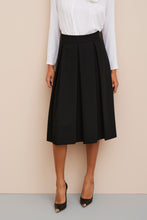 Load image into Gallery viewer, FLARED MIDI SKIRT IN STRETCHY GABERDINE
