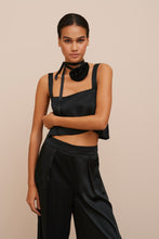 Load image into Gallery viewer, CROPPED HALTER NECK TOP IN SATIN

